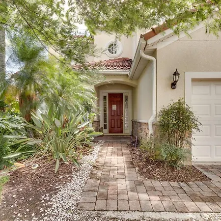 Spacious Villa Near Disney World Lanai With Pool!
